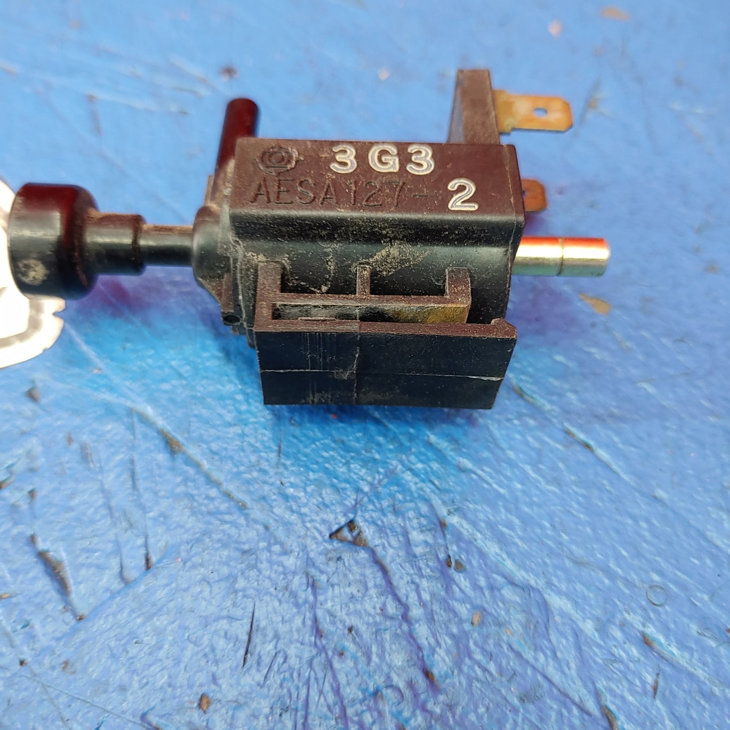 LHD, RHD Vacuum Solenoid Valve AESA127  RX7 FD FD3S 93 - 02 Mazda S11B18/8