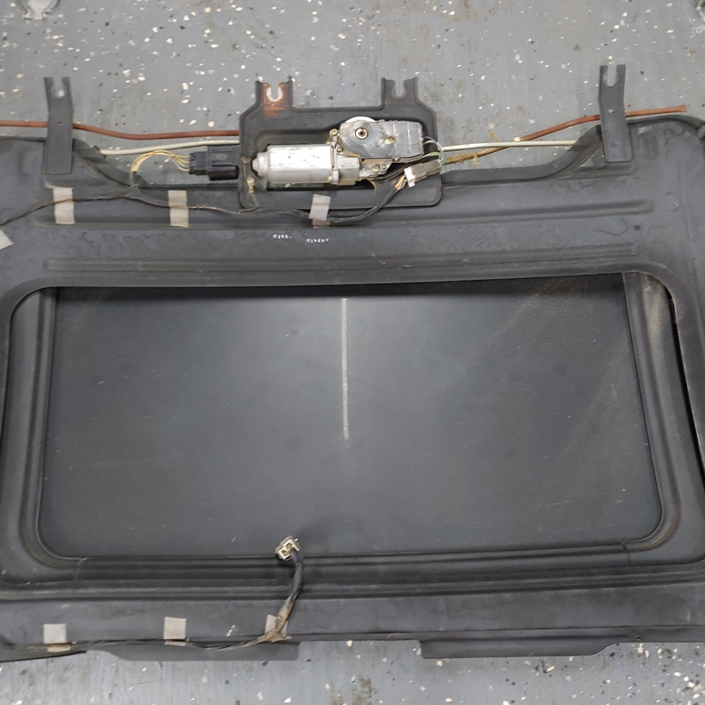 LHD, RHD Complete Glass Sunroof Assembly  RX7 FD FD3S 93 - 02 Mazda S4B0/130