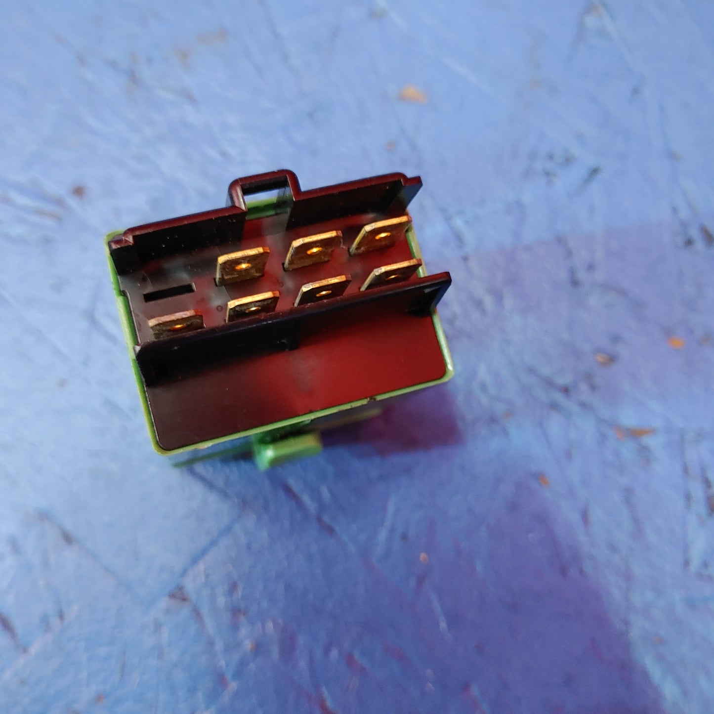 (93 Red) Door Lock Relay  FB01-67-830 RX7 FD FD3S 93 - 02 Mazda S5B25/2