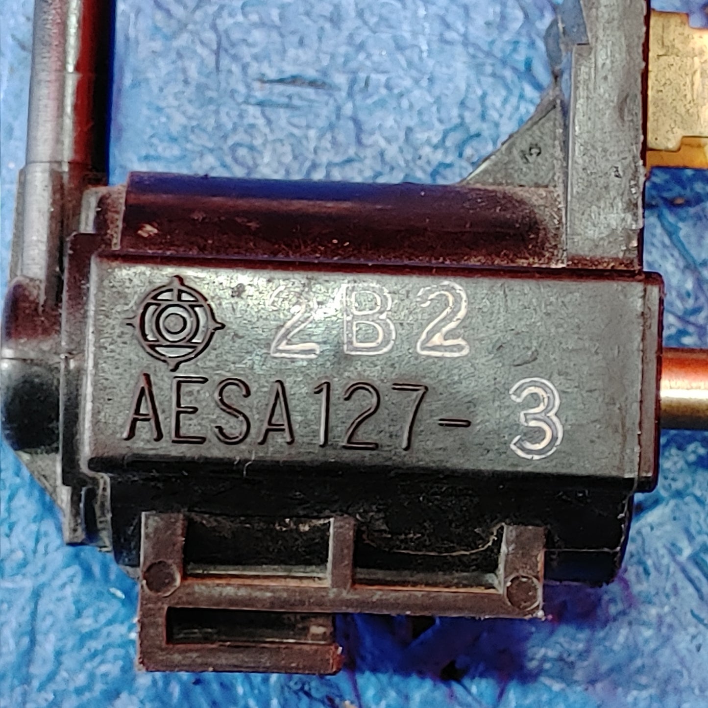 LHD, RHD (95FDRB) Vacuum Solenoid Valve AESA127 RX7 FD FD3S 93 - 02 Mazda S7B32/24